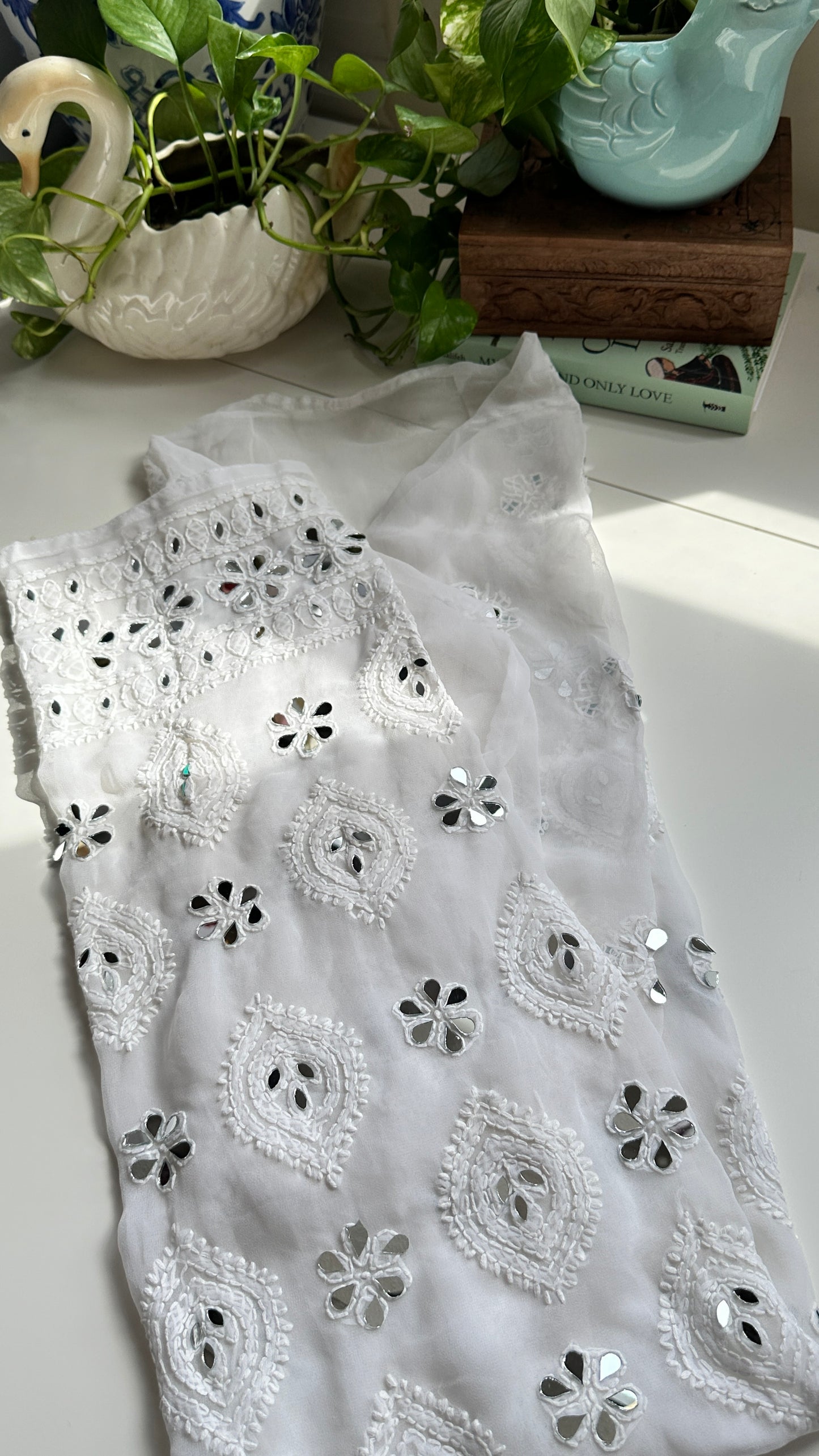 White - Georgette Mirror Kurta