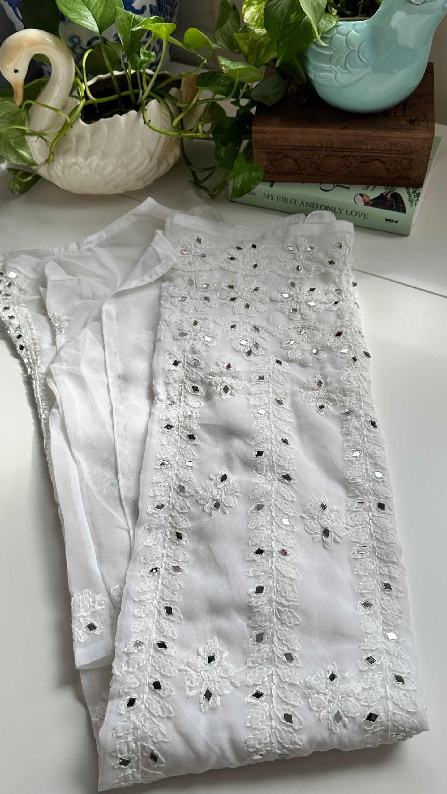 White - Georgette Mirror Kurta