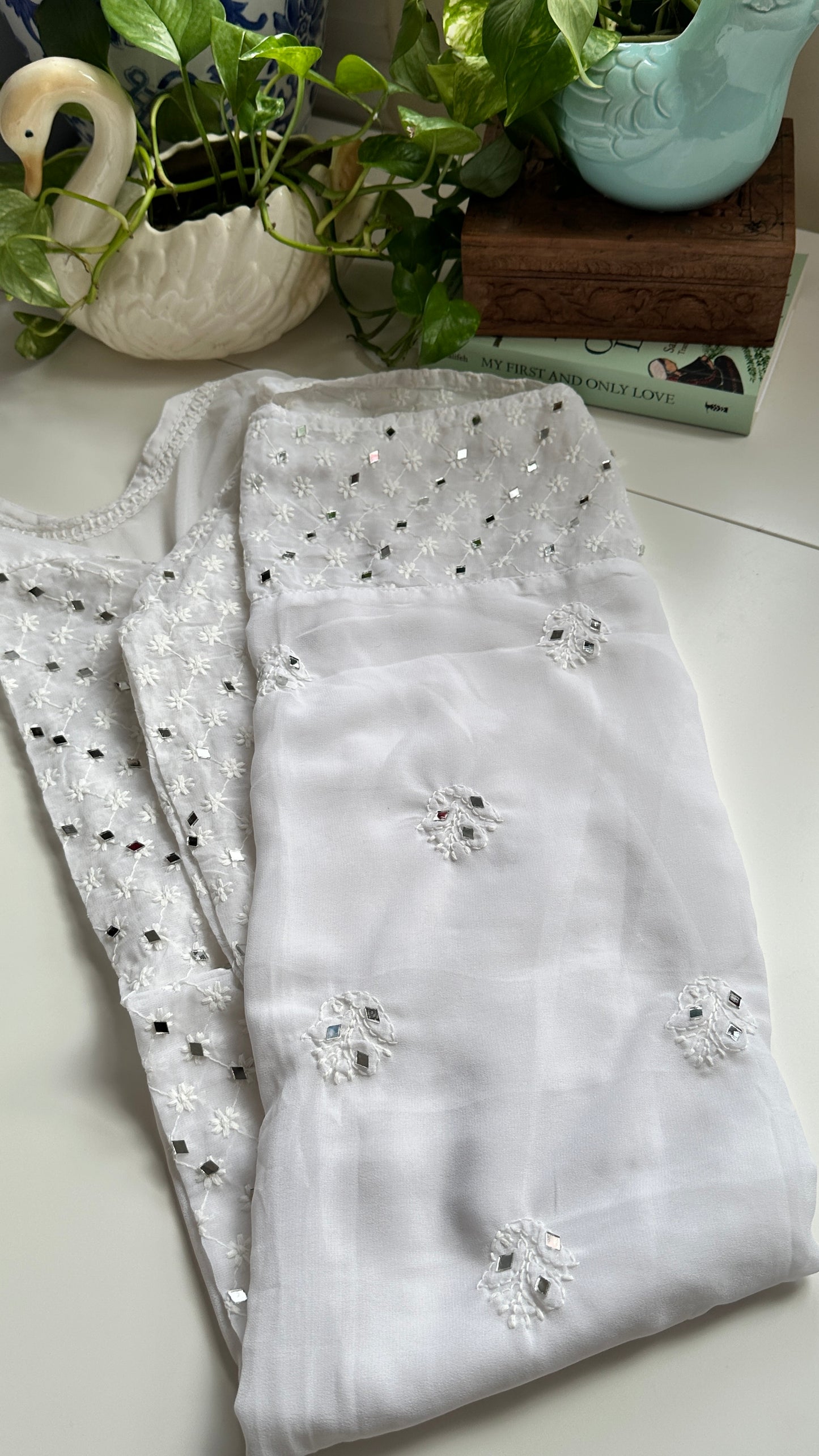 White - Georgette Mirror Kurta