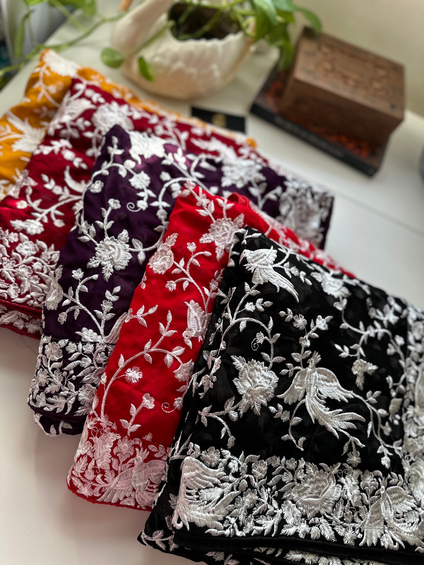 Parsi Gara Premium Dupatta - Wine