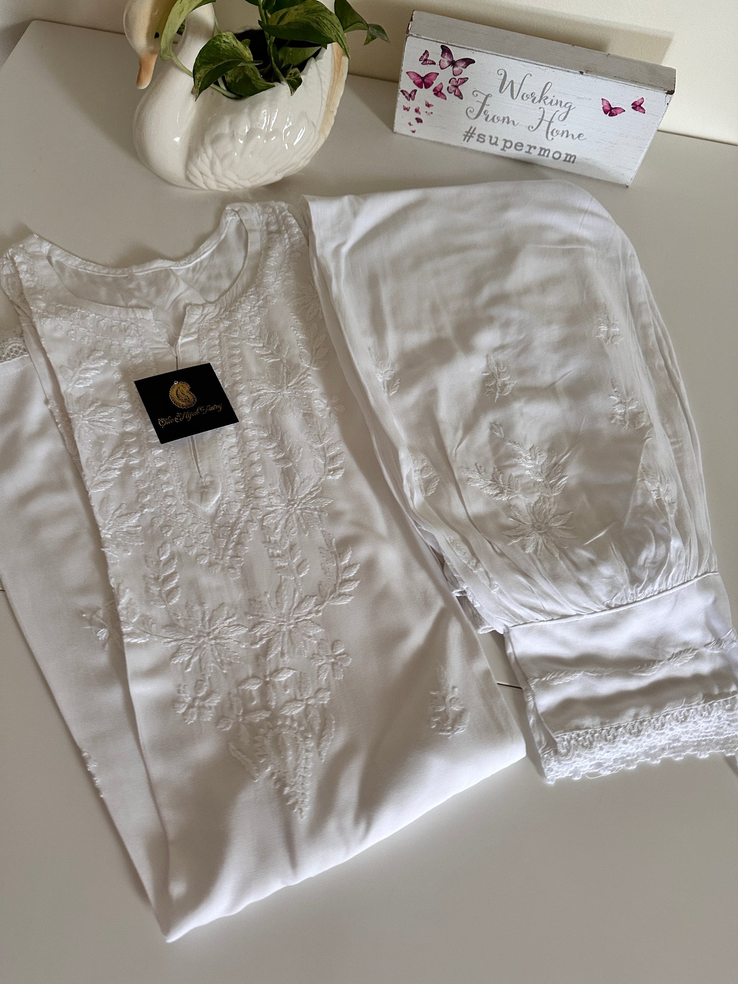 White - Afghani Set