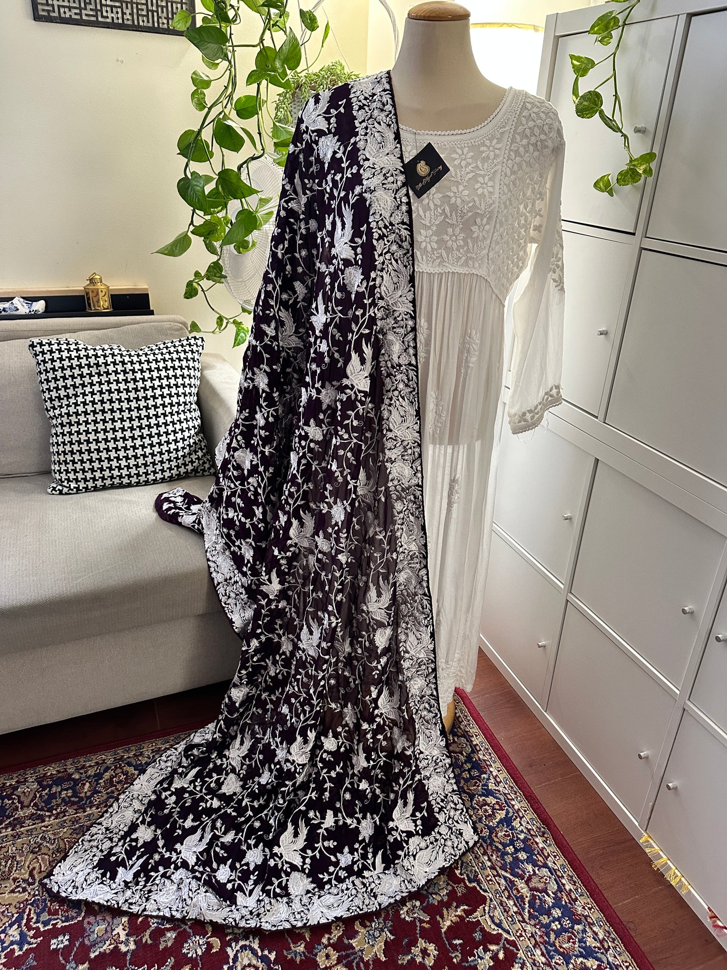 Parsi Gara Premium Dupatta - Wine