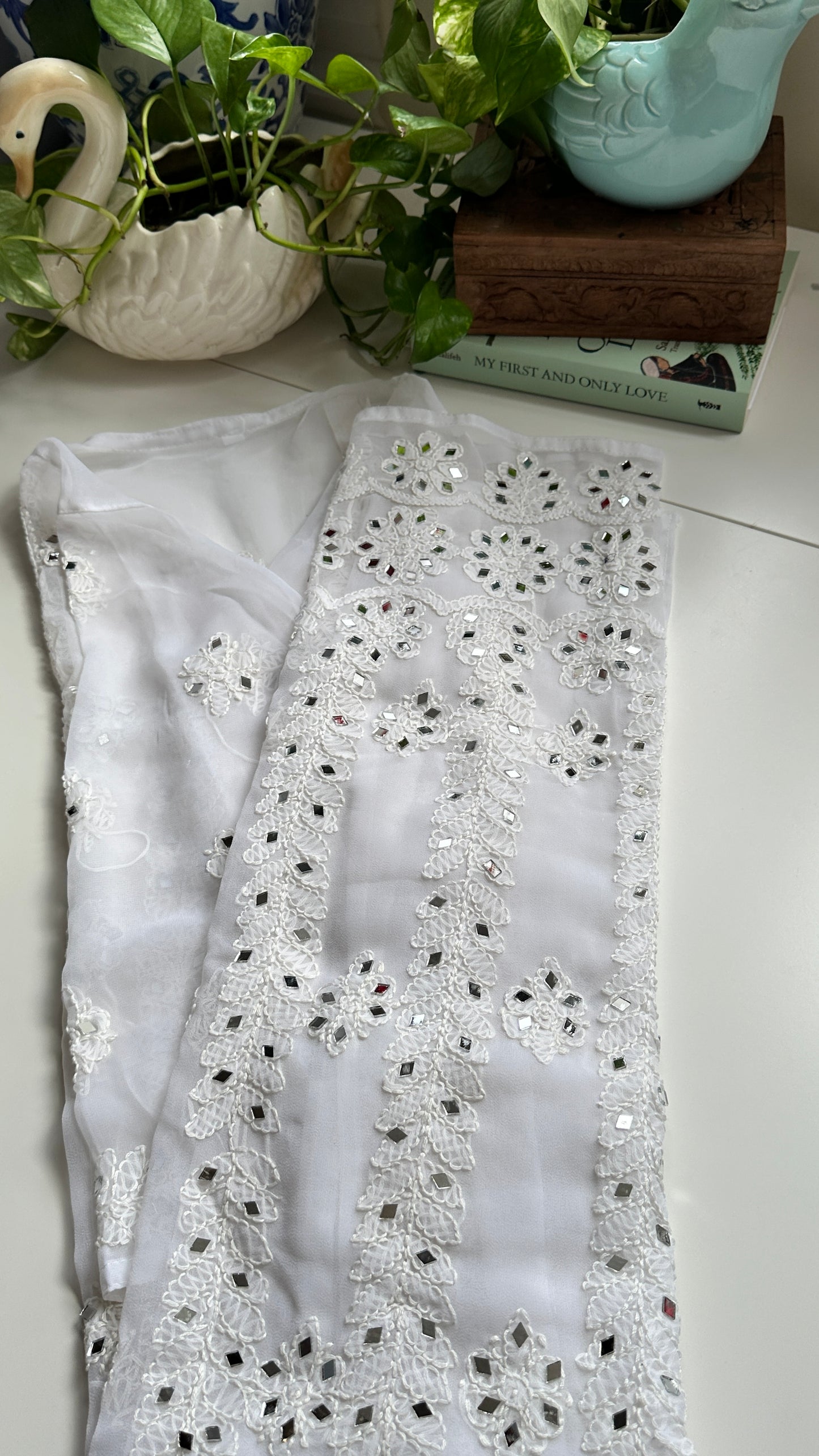 White - Georgette Mirror Kurta
