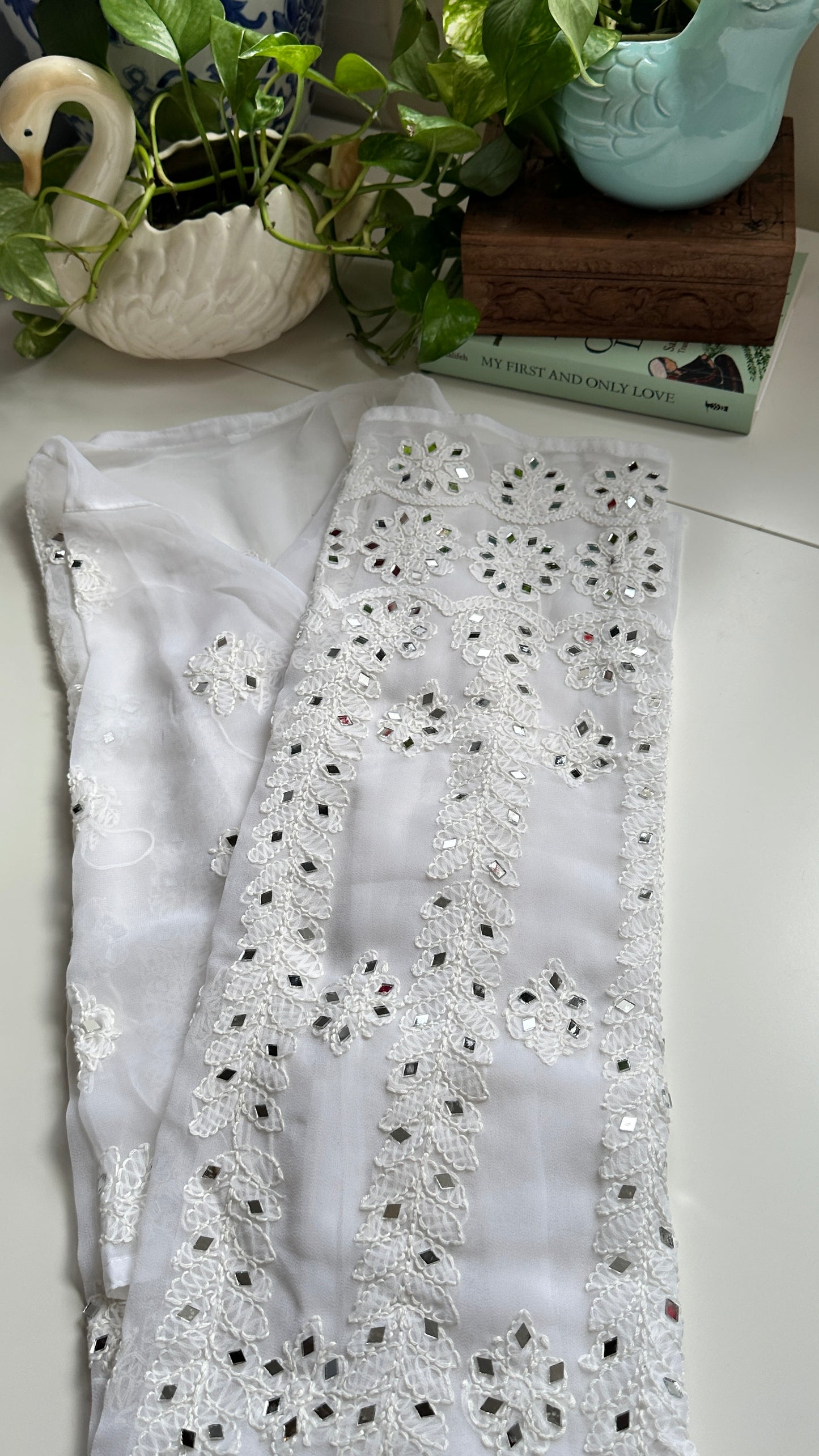 White - Georgette Mirror Kurta