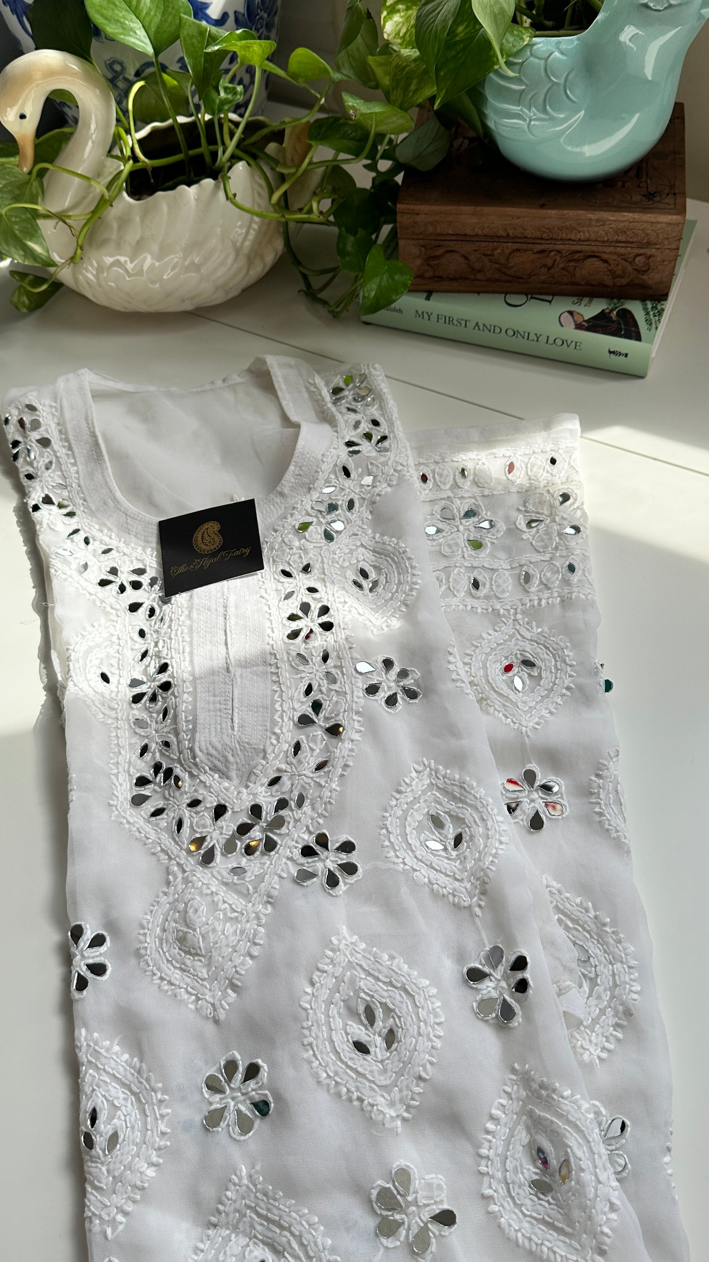 White - Georgette Mirror Kurta