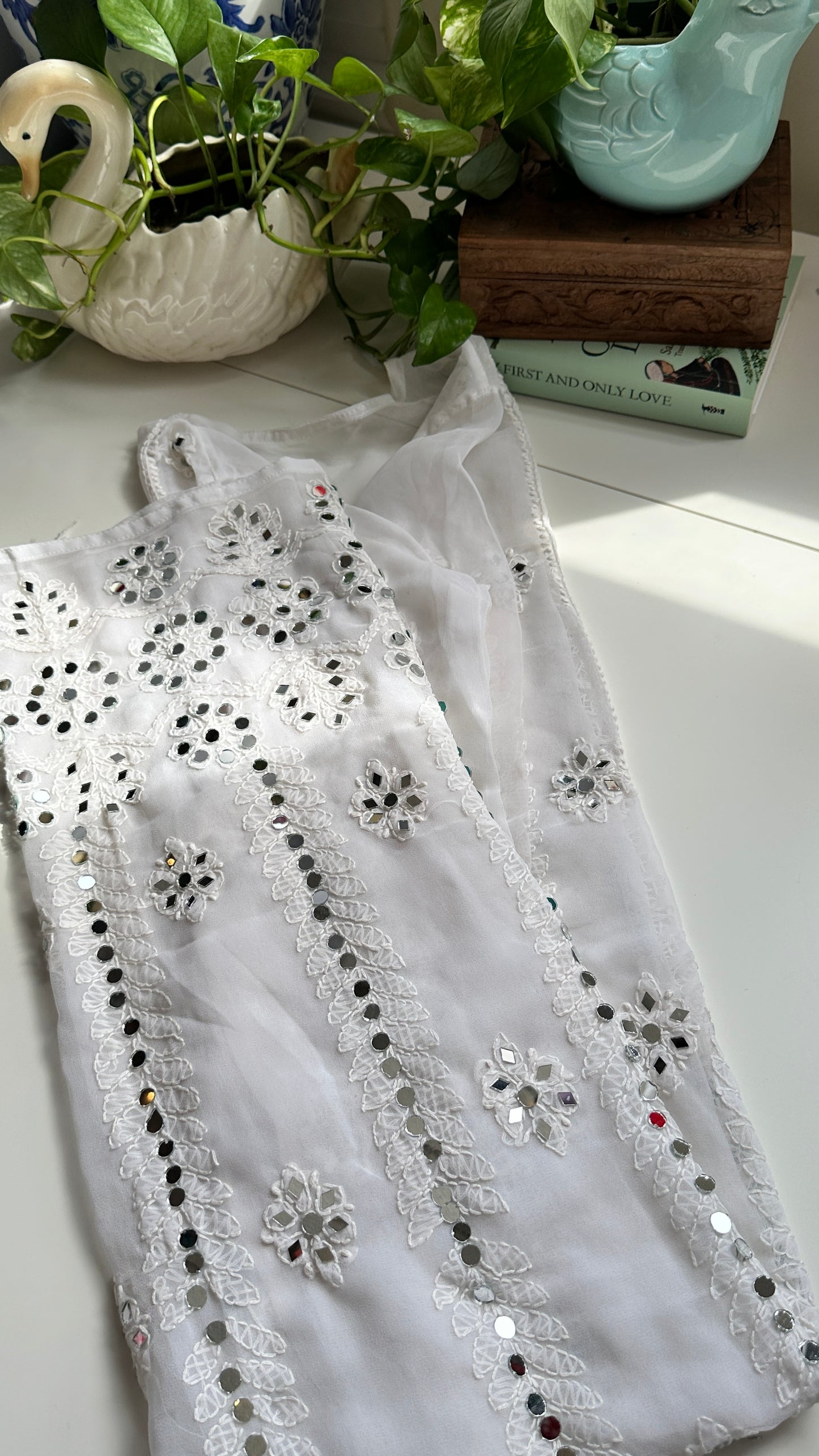 White - Georgette Mirror Kurta