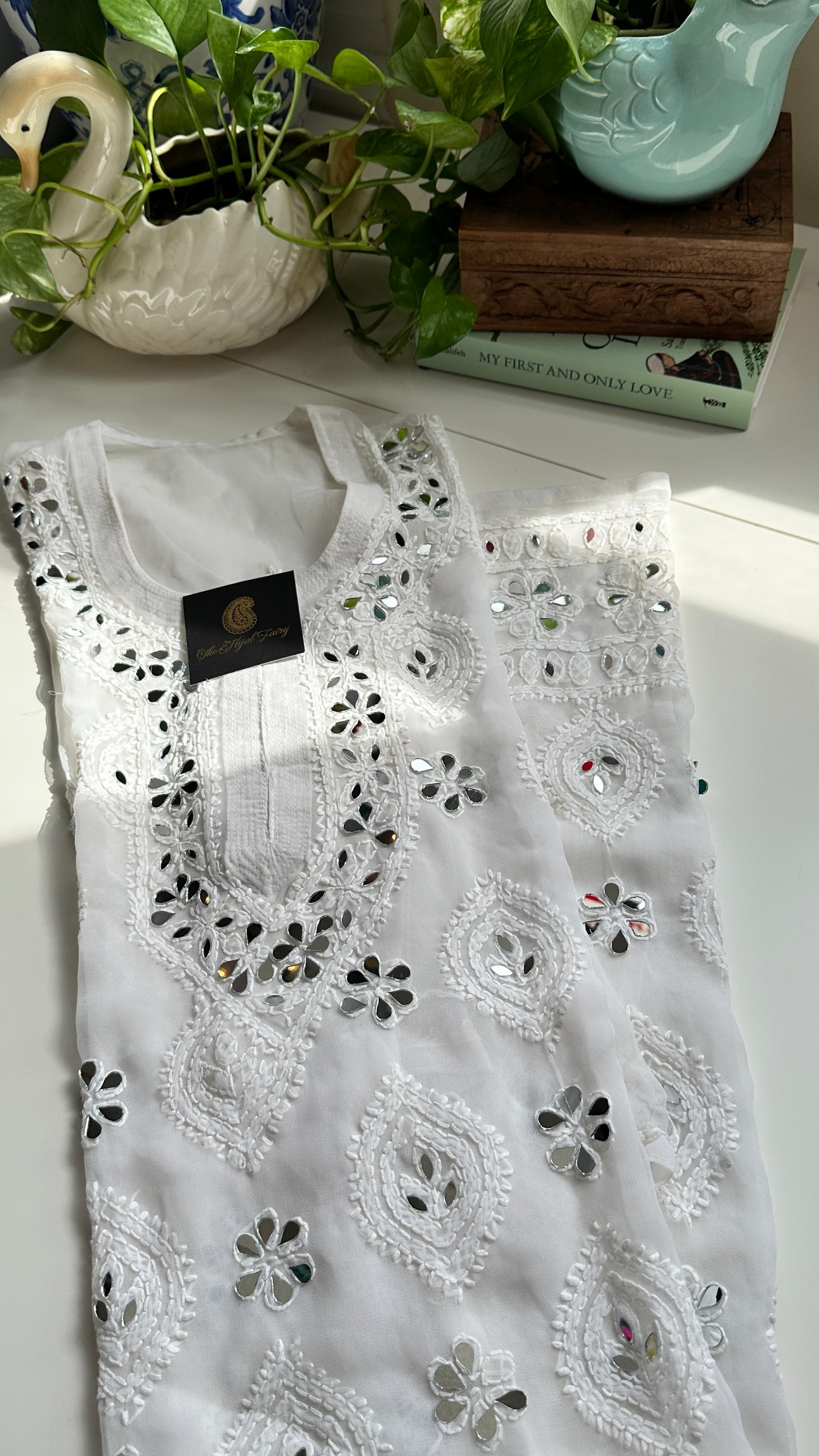 White - Georgette Mirror Kurta
