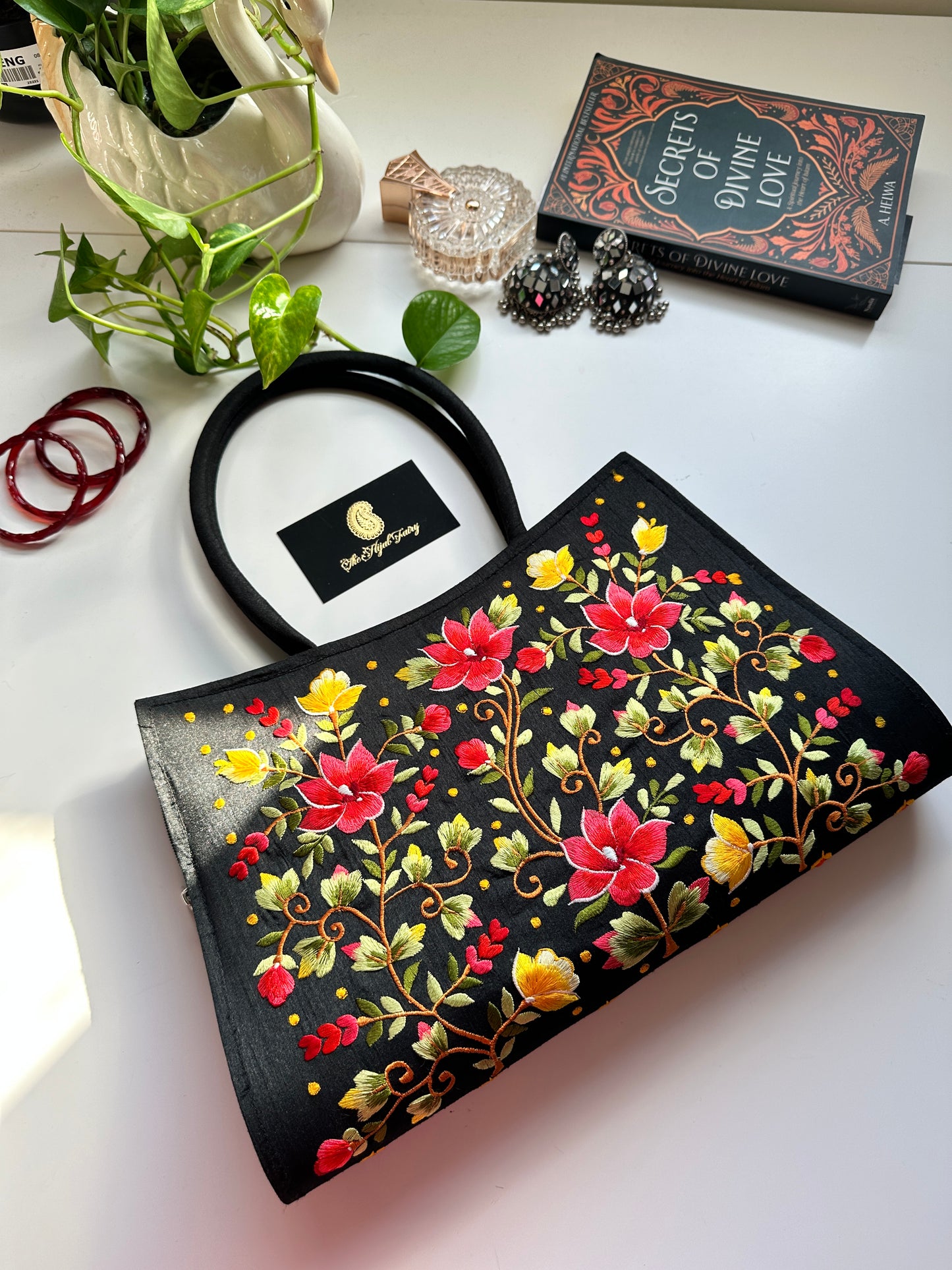 Parsi Gara Embroidered Purse - Black