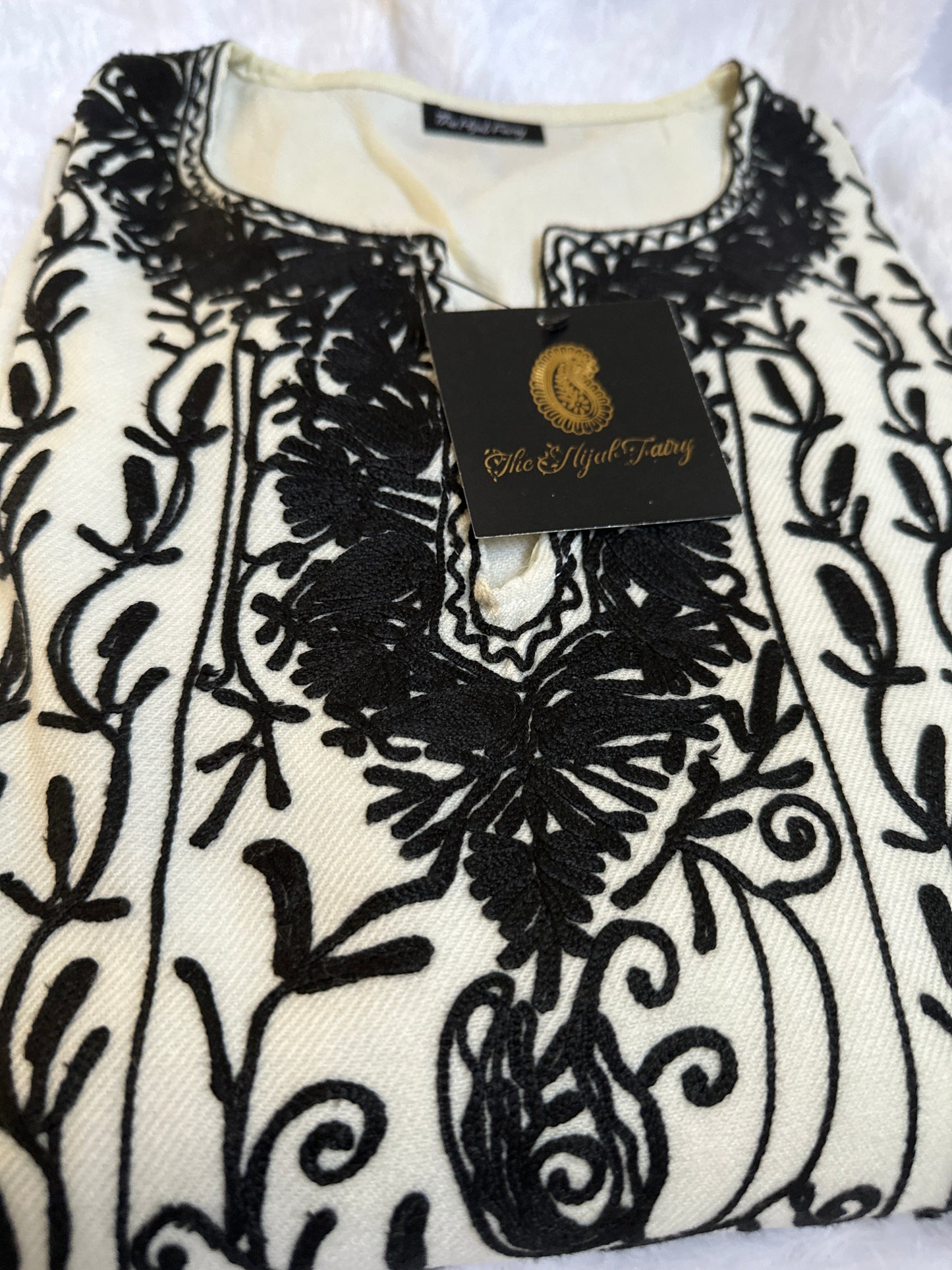 Pashmina Pheran - White 5