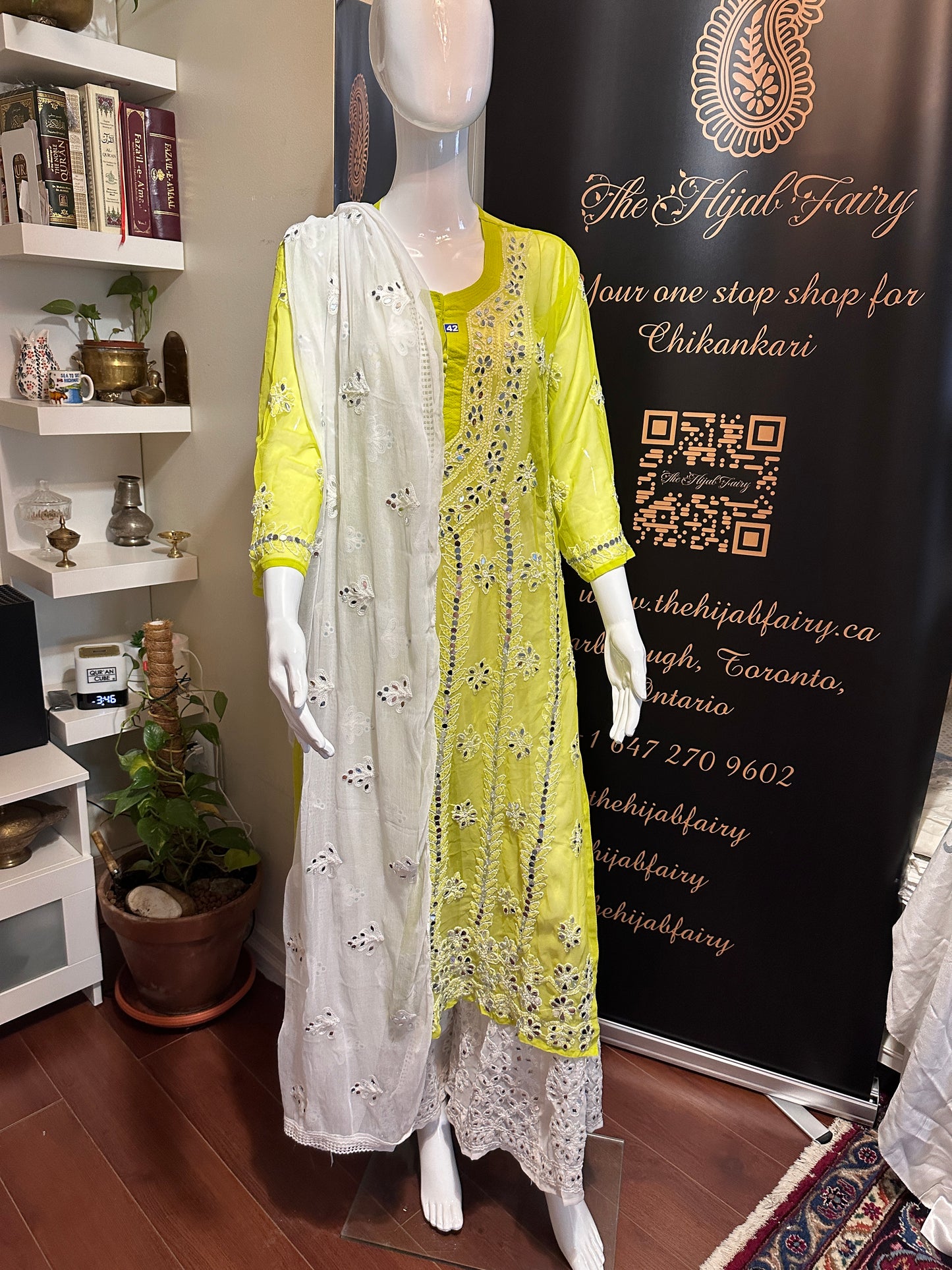 Apple Green - Georgette Mirror Kurta