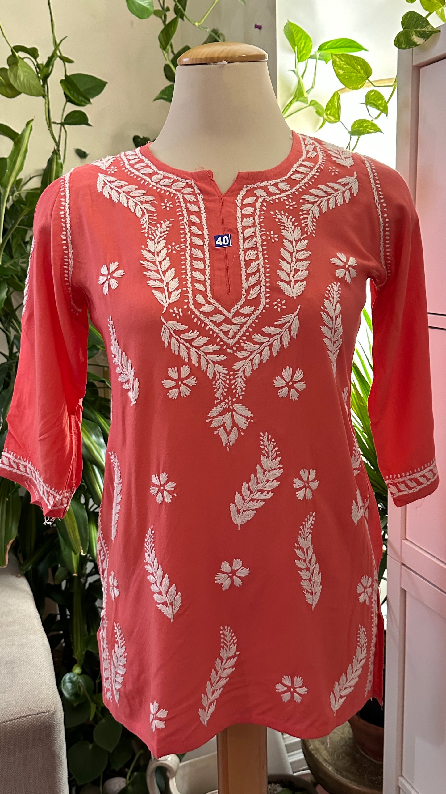 Gajari Modal Short Top