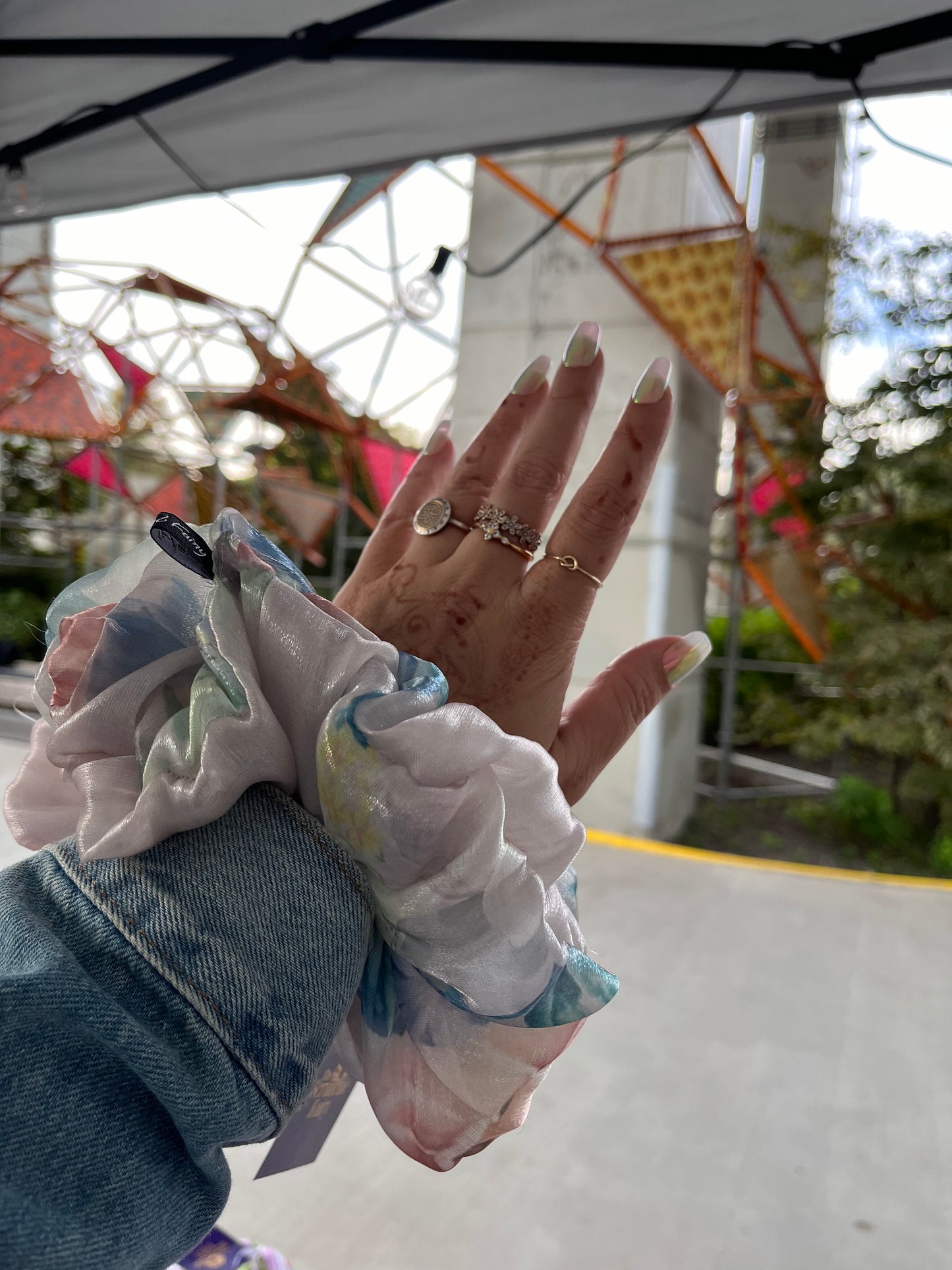 White Organza Scrunchie