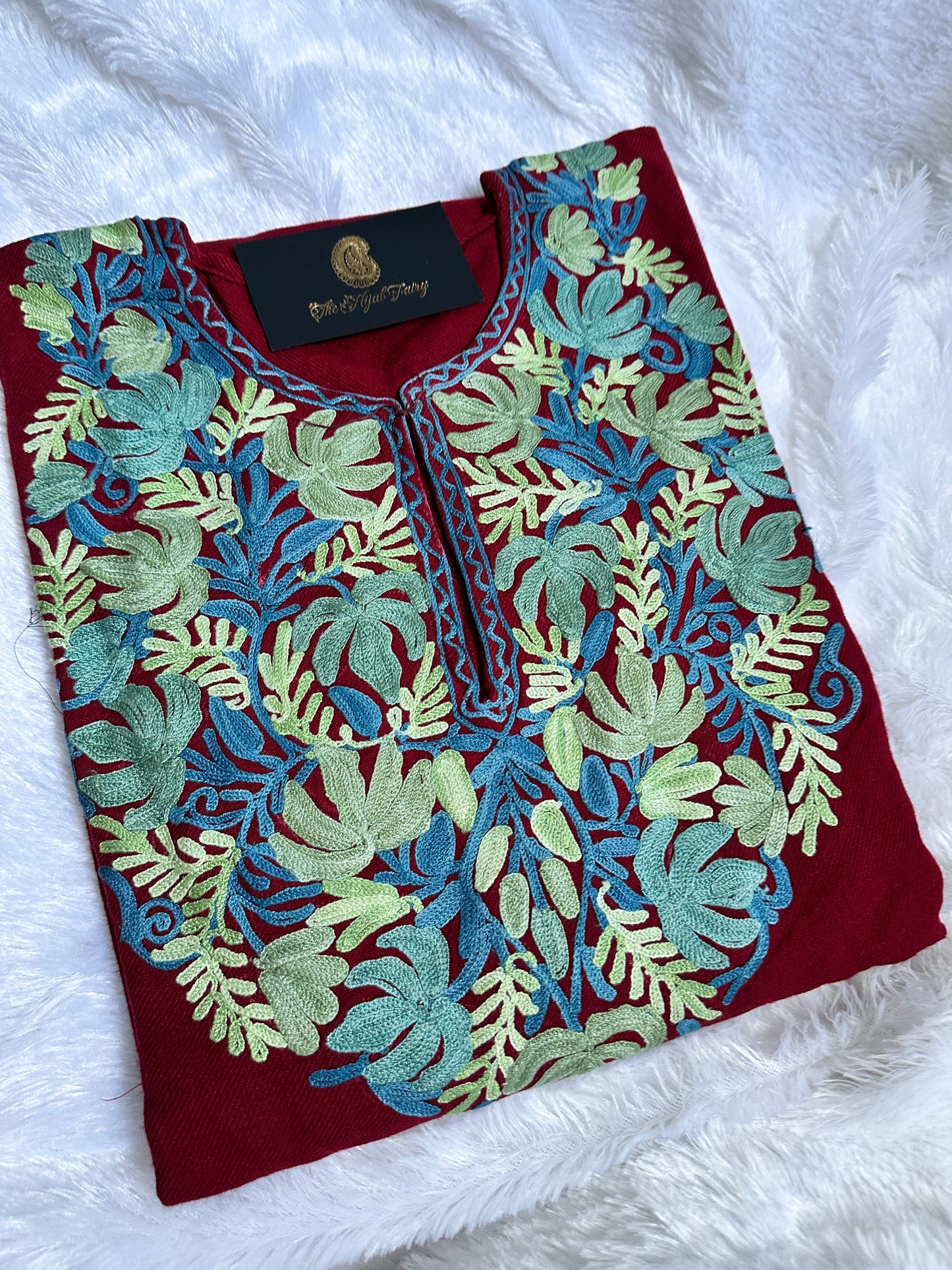 Pashmina Pheran - Maroon 9