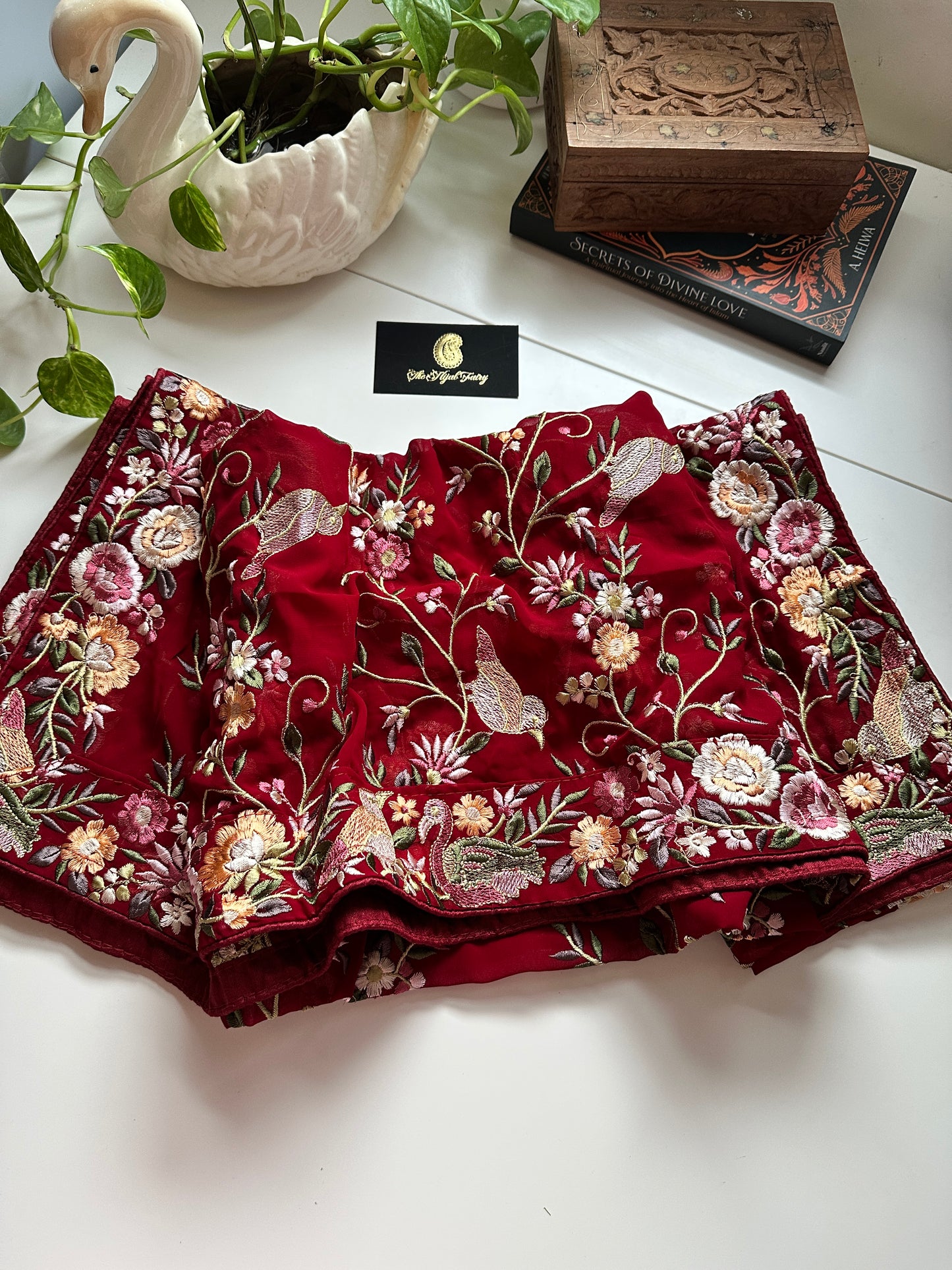 Parsi Gara Premium Dupatta - Maroon with Bird