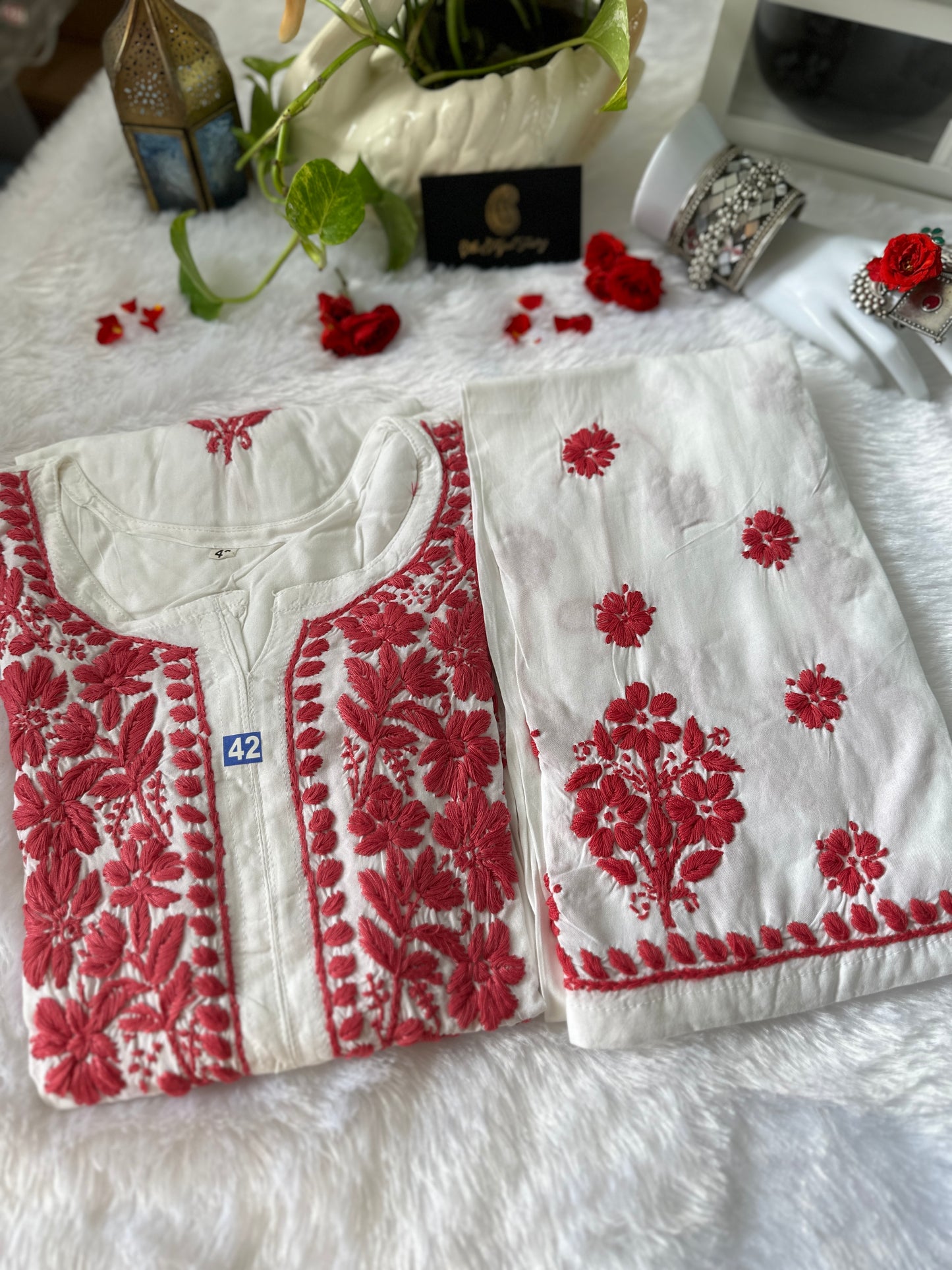 Strawberry - Modal 2 Pc Set