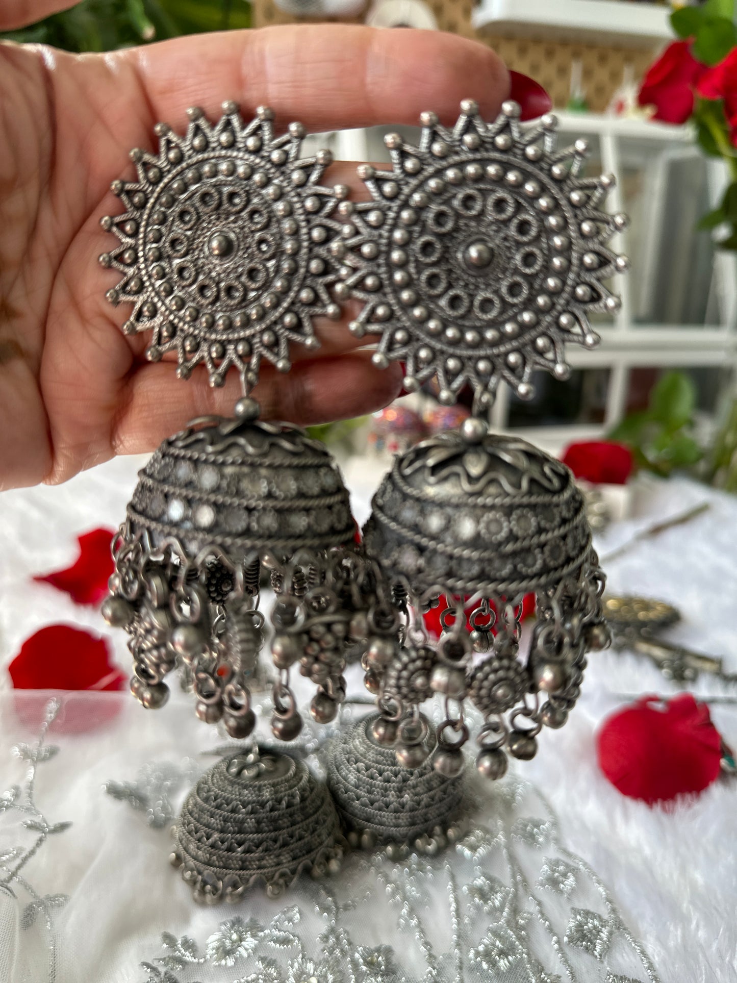 Nilofer Earring