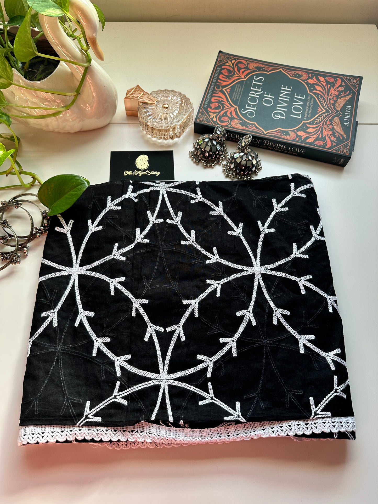 Cotton Dupatta (Chikankari)