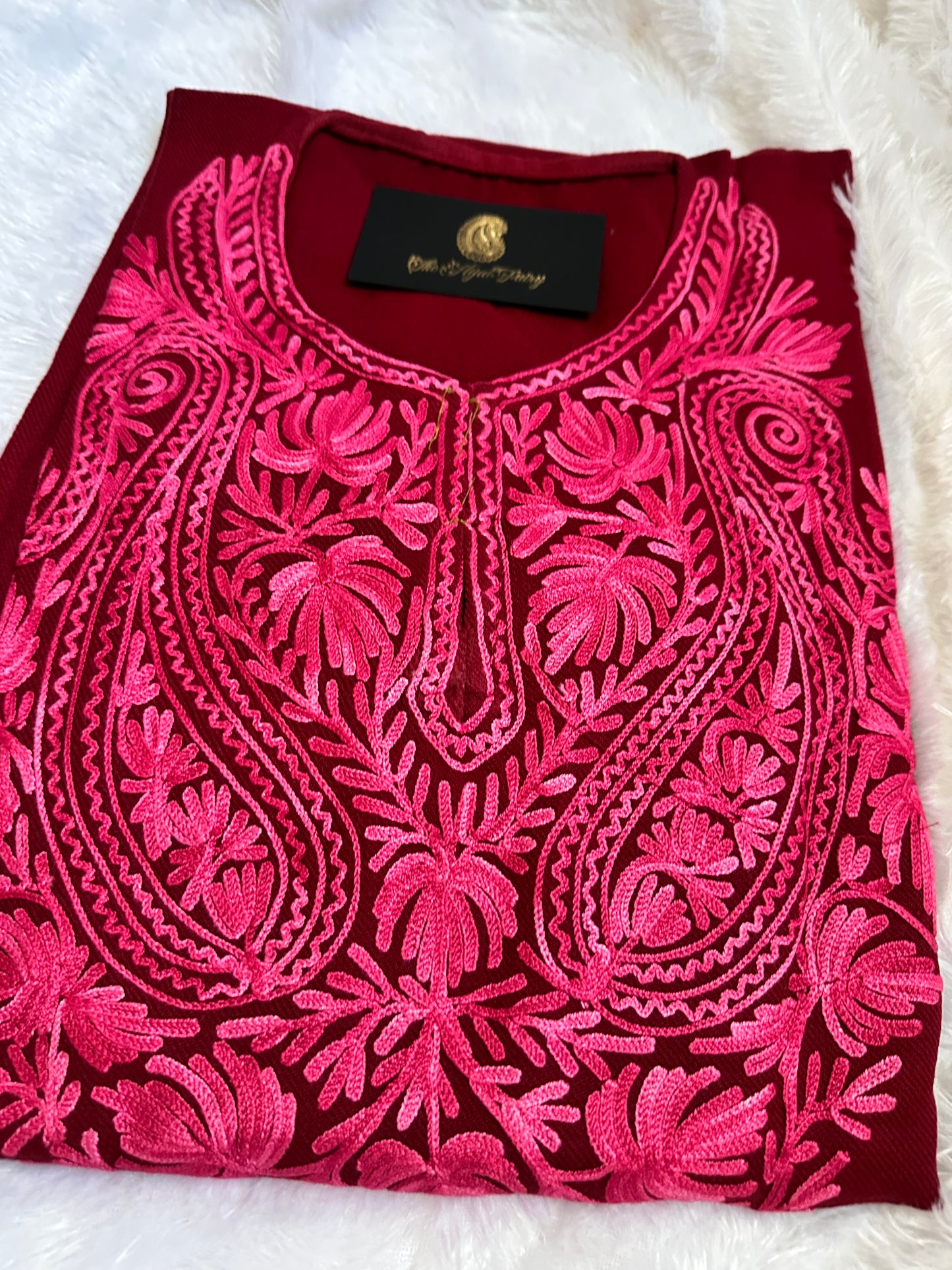 Pashmina Pheran - Maroon 7