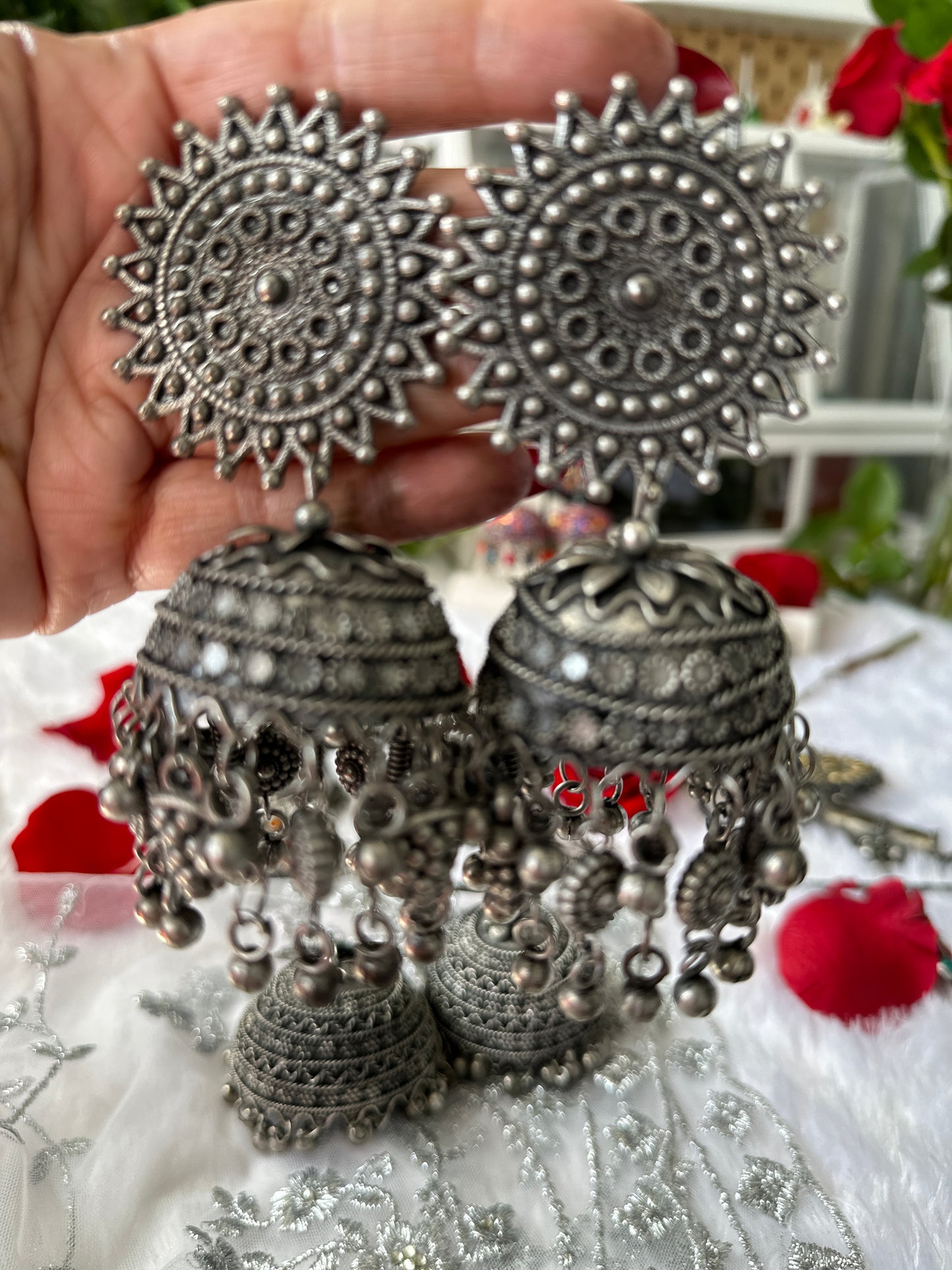 Nilofer Earring