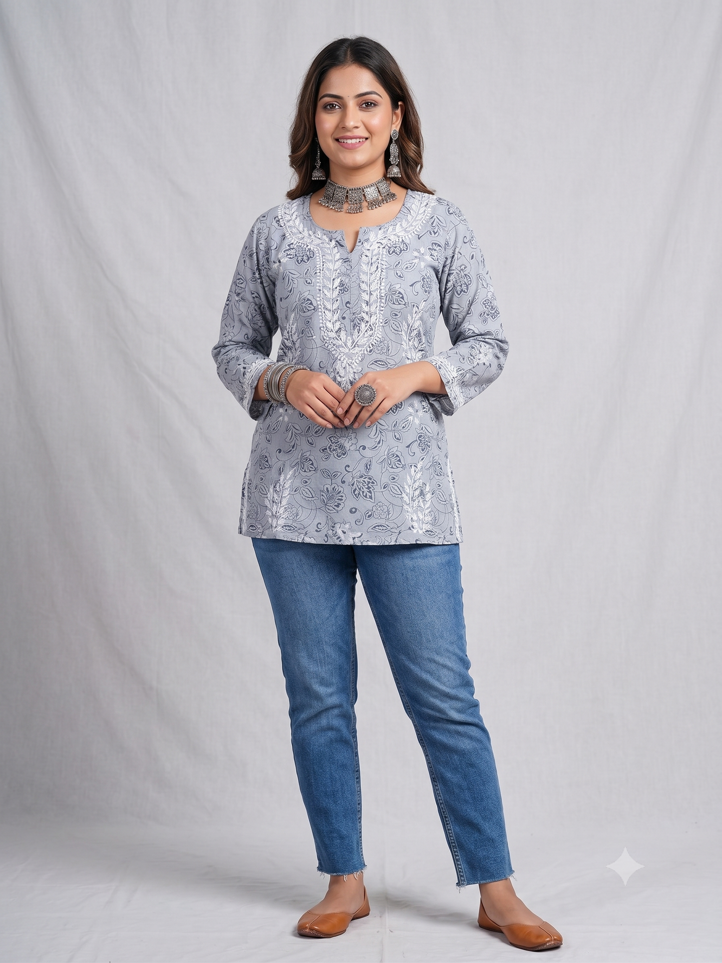 Grey - Malmal short top (design B)