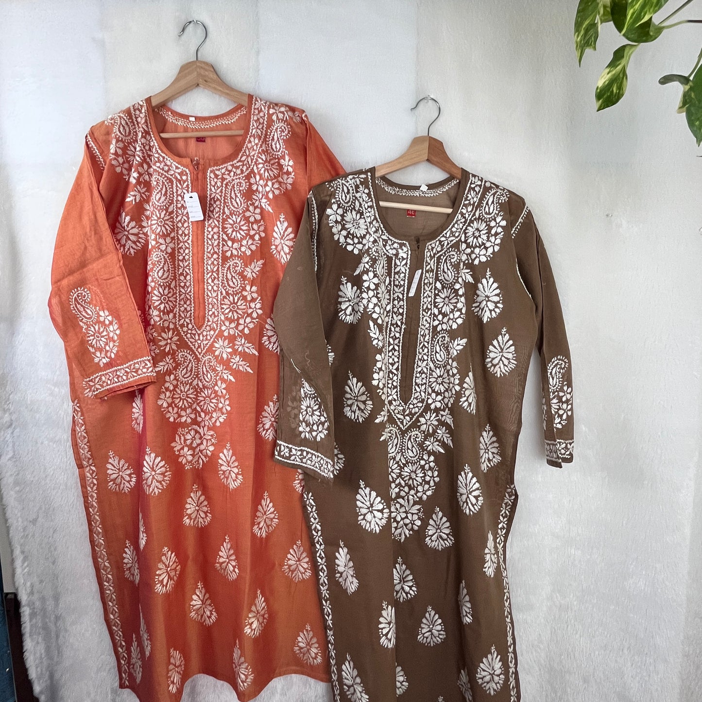 Chanderi Soie Chikankari Kurti - Marron Café