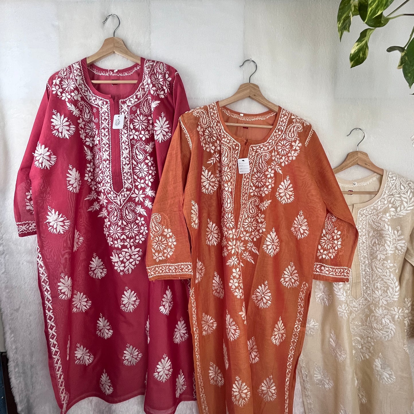 Chanderi Silk Chikankari Kurti - Salmon Pink