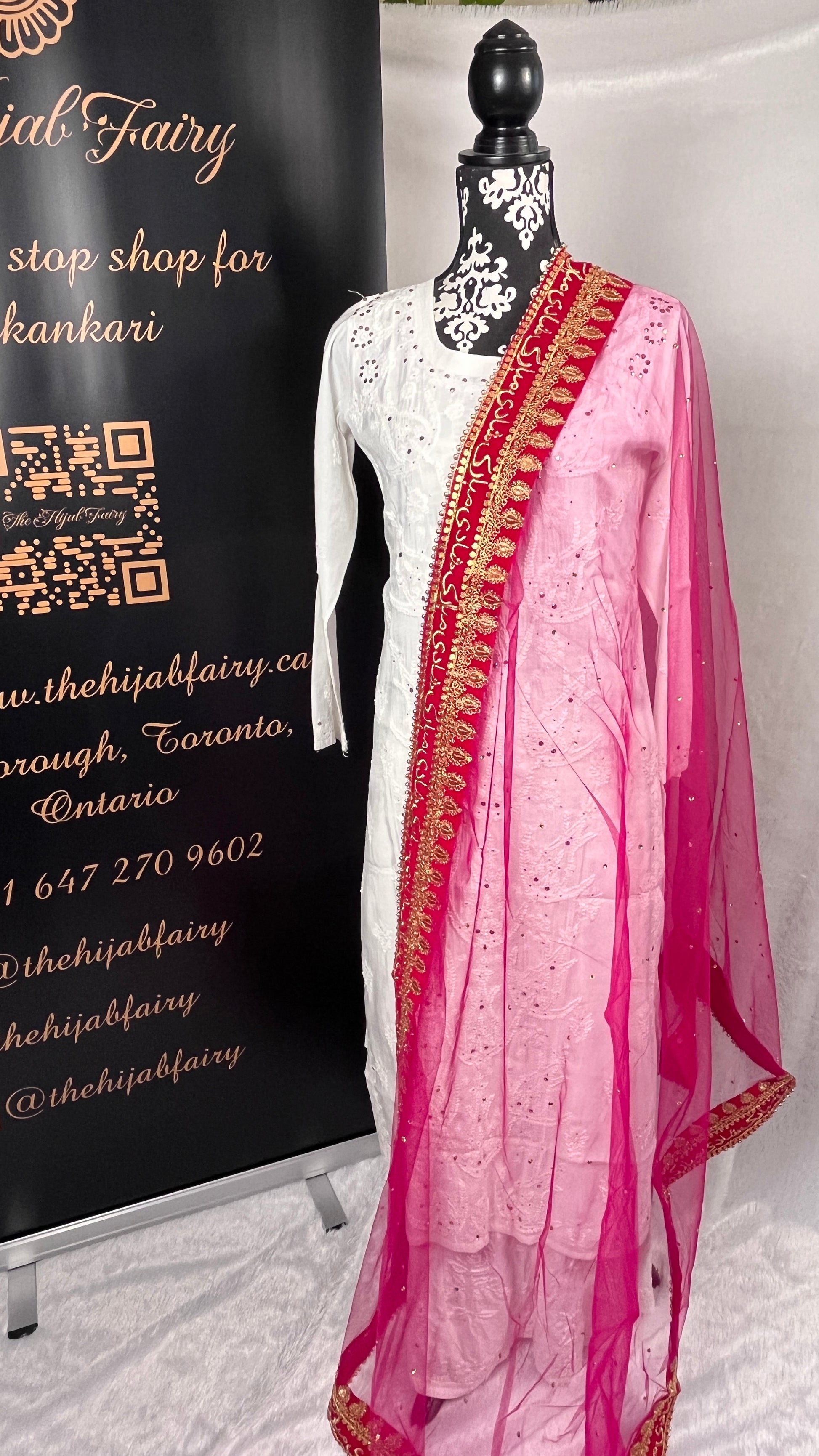 Bridal Dupatta - شادی مبارک - Magenta - The Hijab Fairy