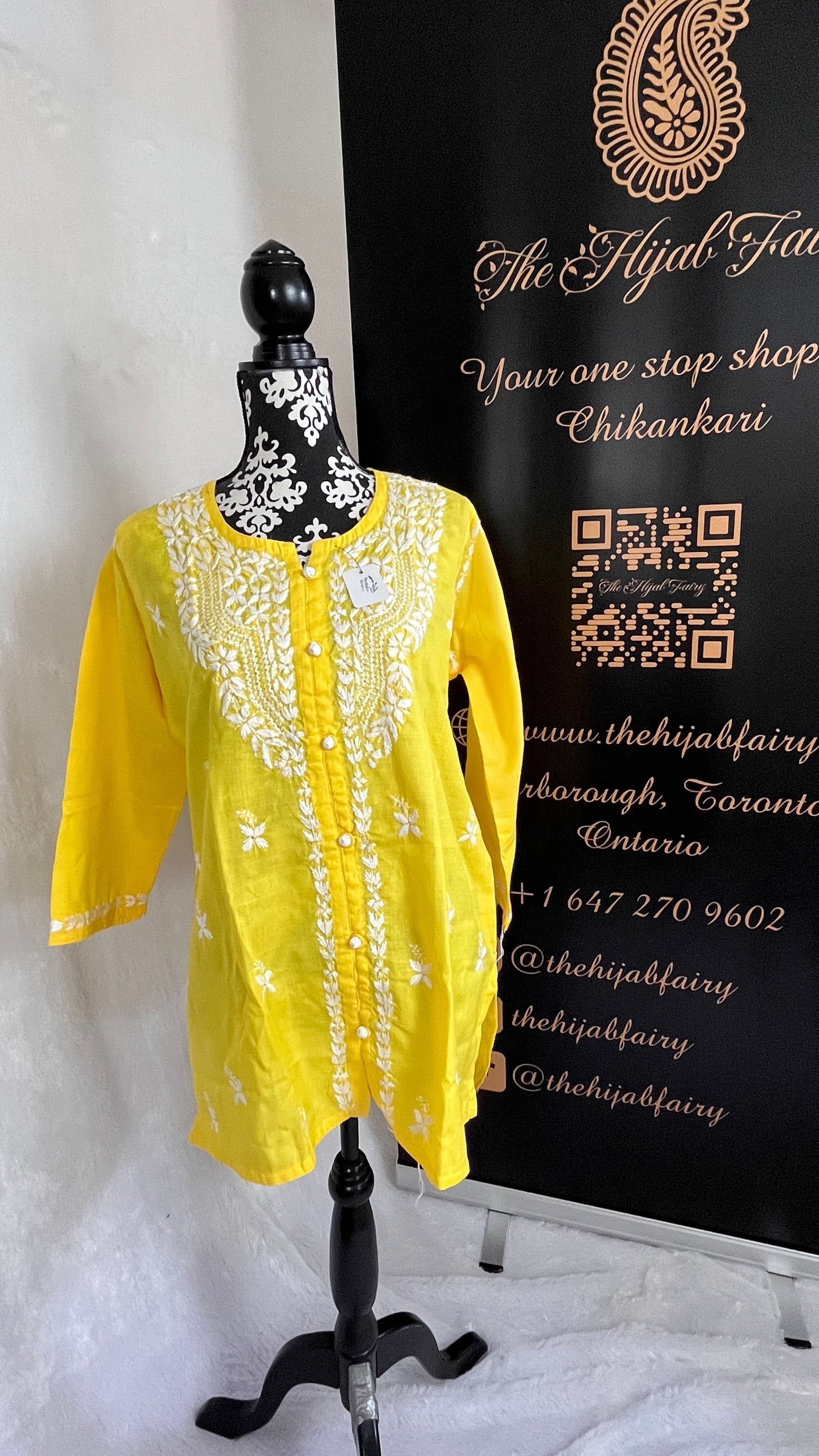 Bouton au crochet jaune - Haut court Chikankari en coton