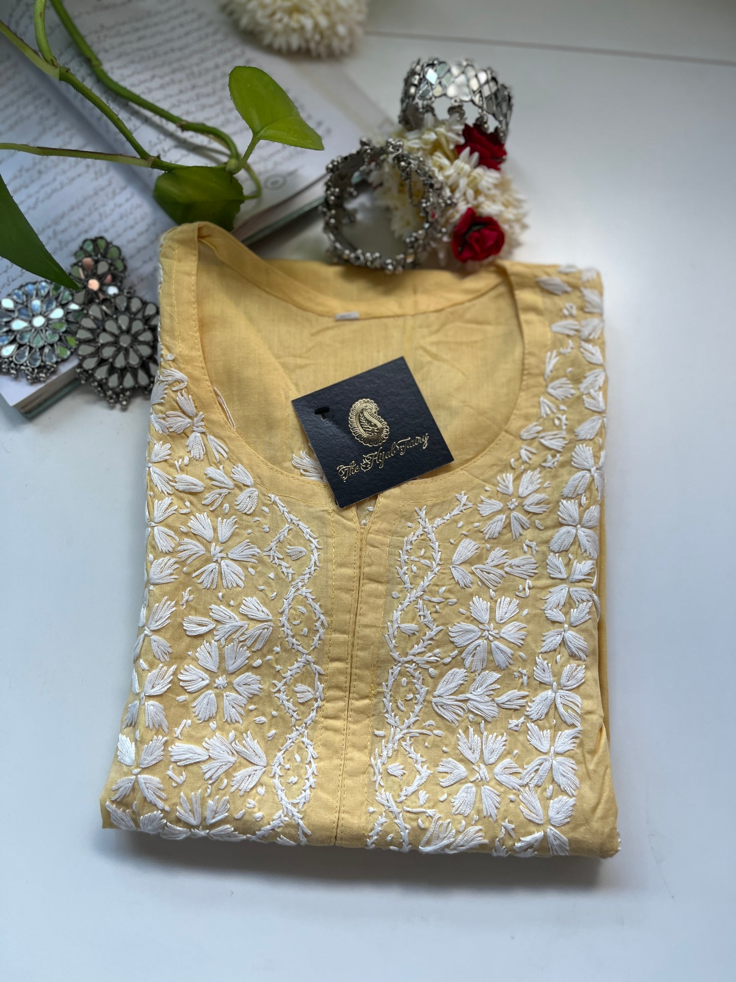 Blanc sur jaune clair - Kurta en coton